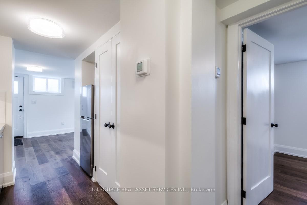 674 Eglinton Avenue Unit Lower photo 9