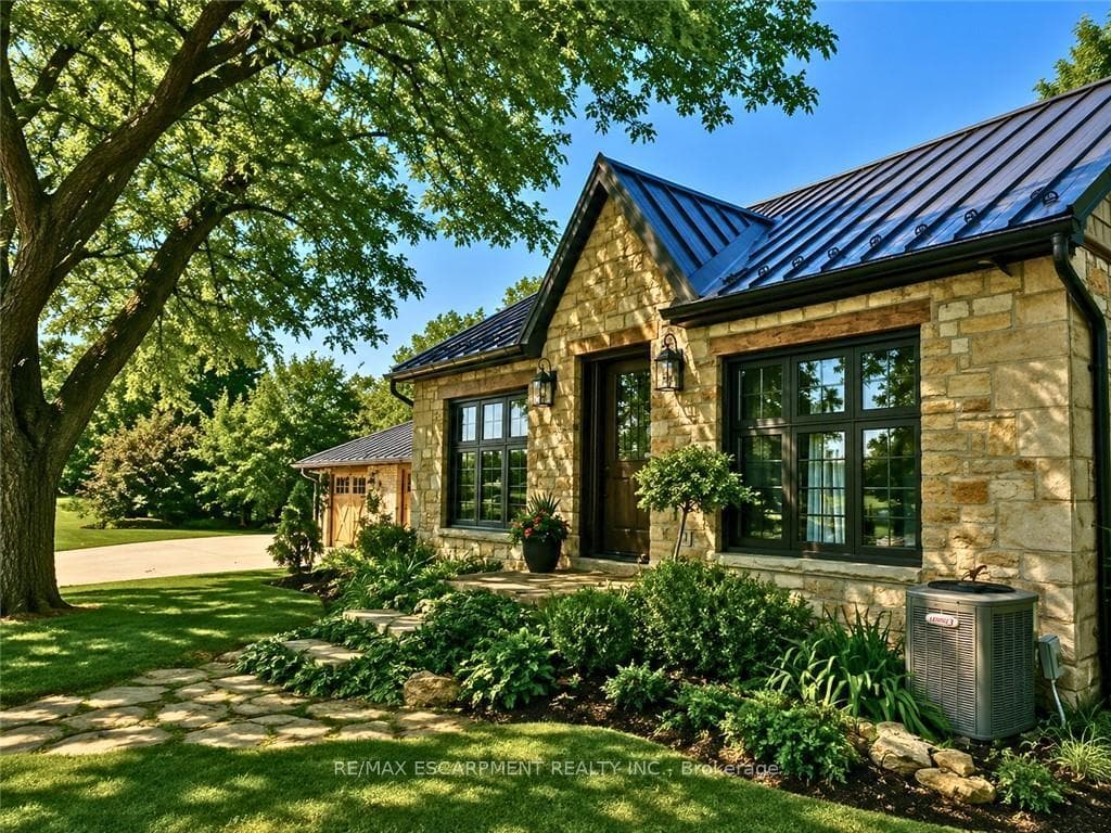 665 RIDGE Road photo 8