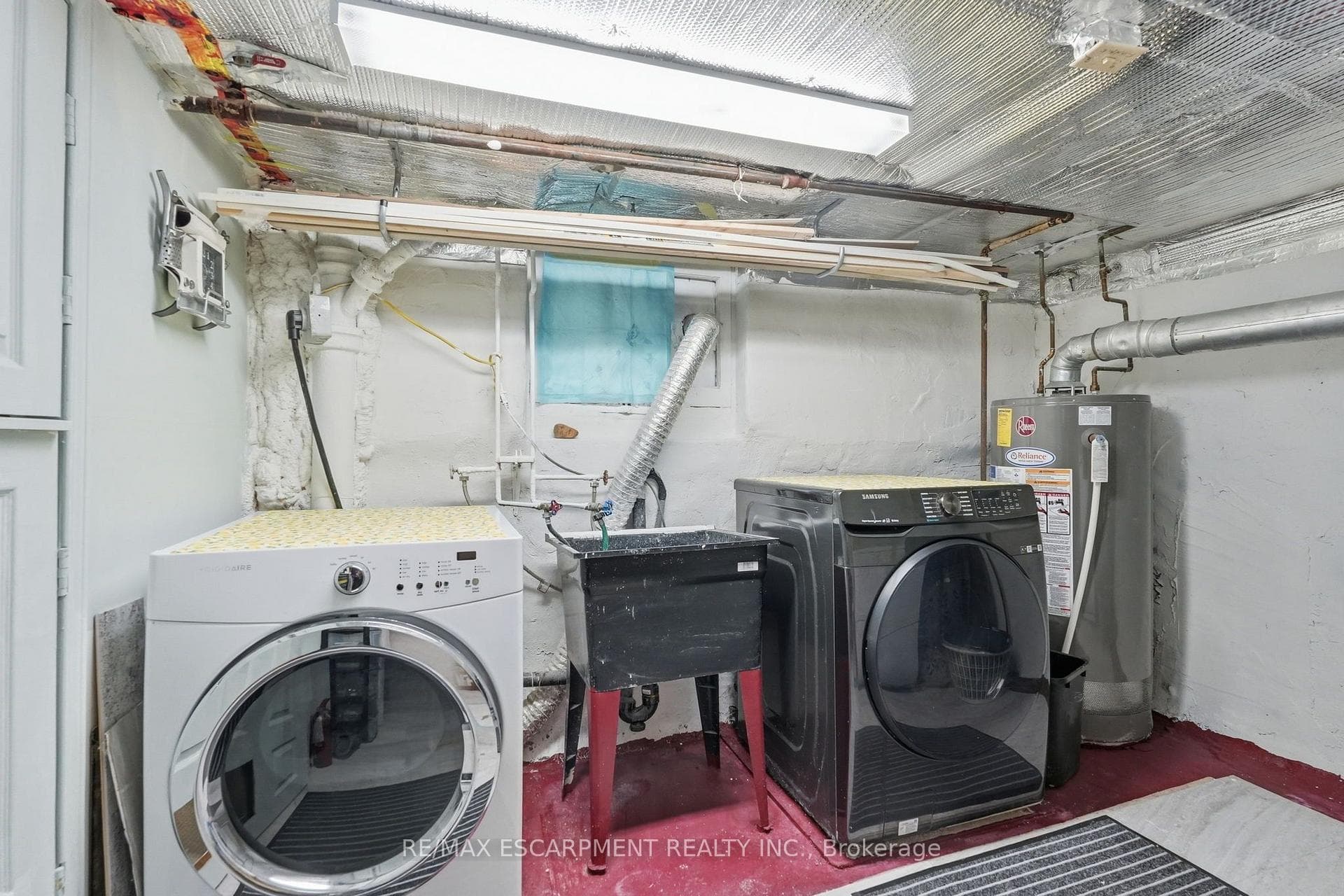 182 Cavell Avenue photo 38