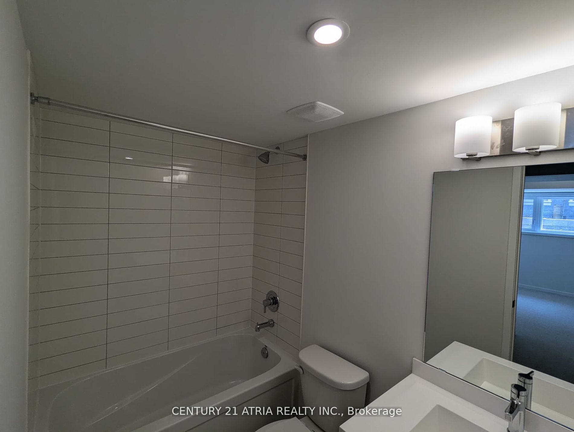 121 Honeycrisp Crescent Unit 241 photo 10
