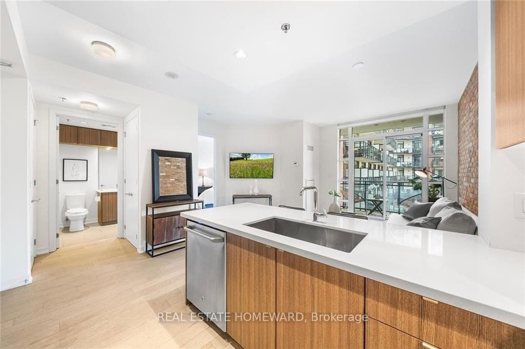 88 Colgate Avenue Unit 308 photo 12