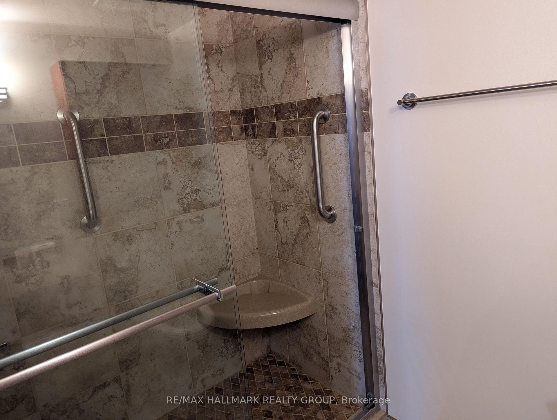 160 George Street Unit 706 photo 27