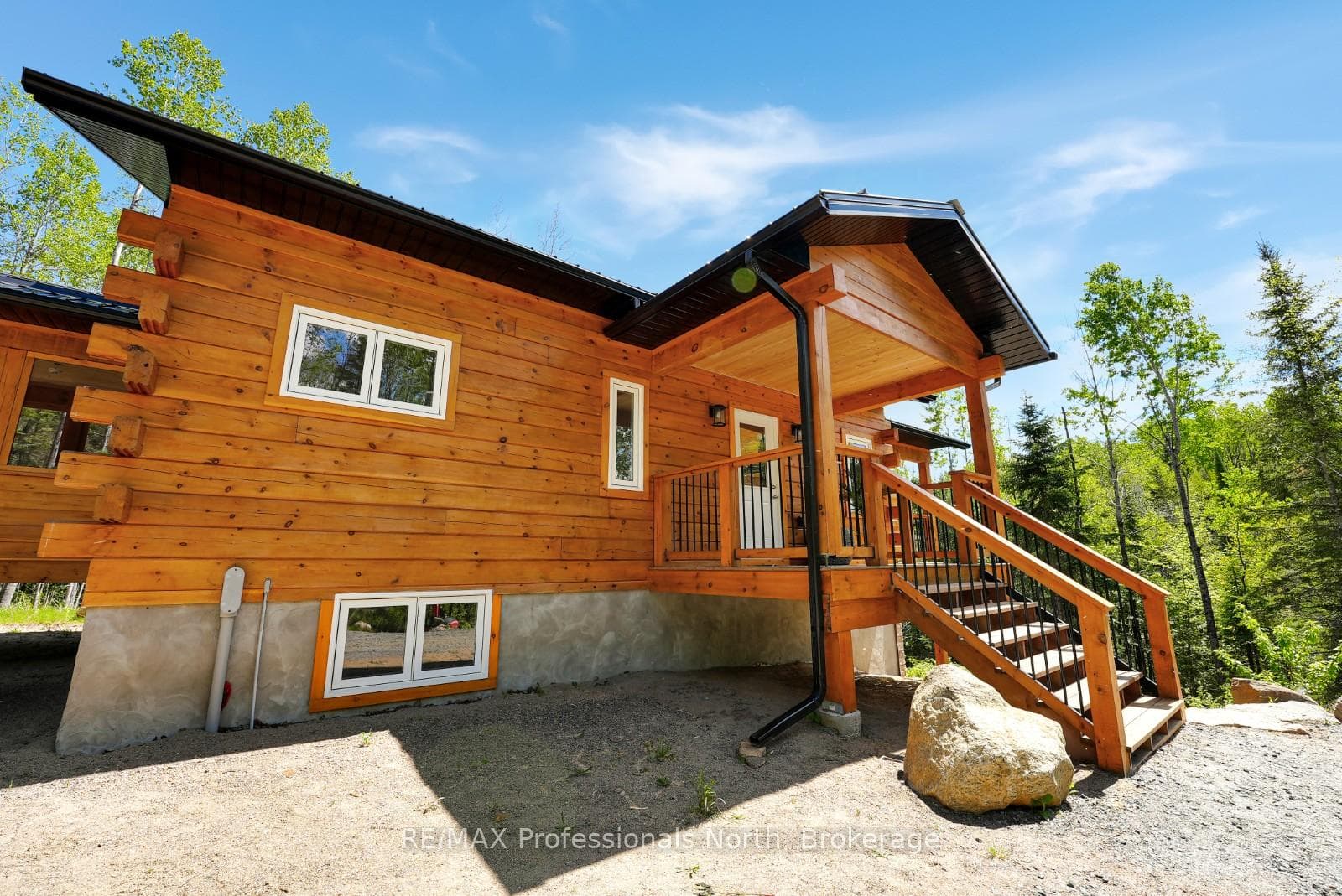 6587 Elephant Lake Road photo 3
