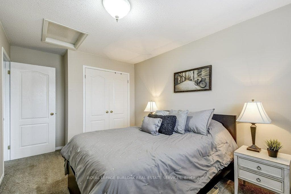 85 Foxborough Drive photo 18