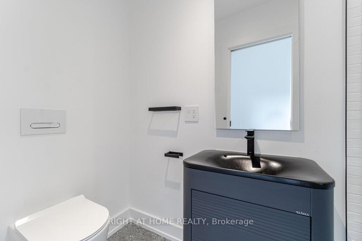 50 Roxton Road Unit 2nd photo 12