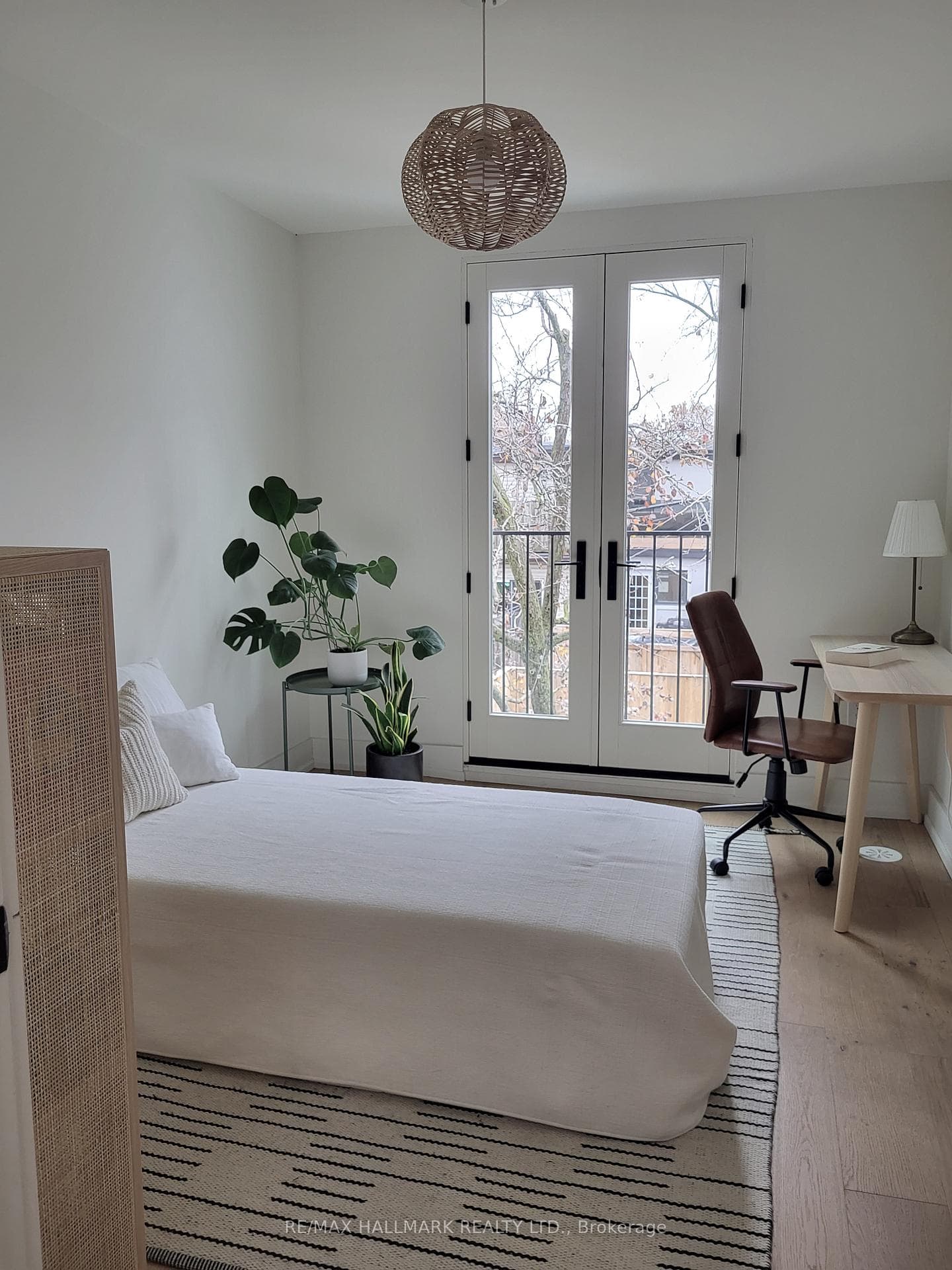 101 Kent Road photo 12