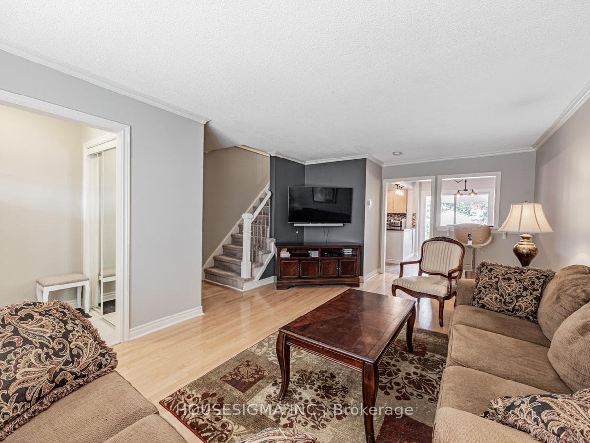 1379 Orlando Court photo 16