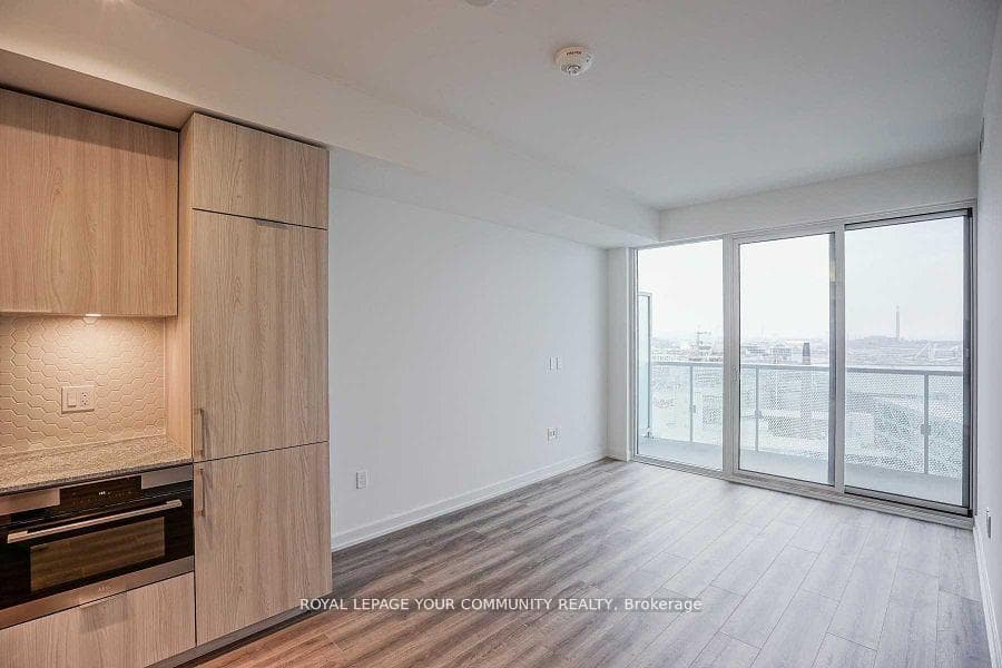 15 Queens Quay Unit 2210 photo 10