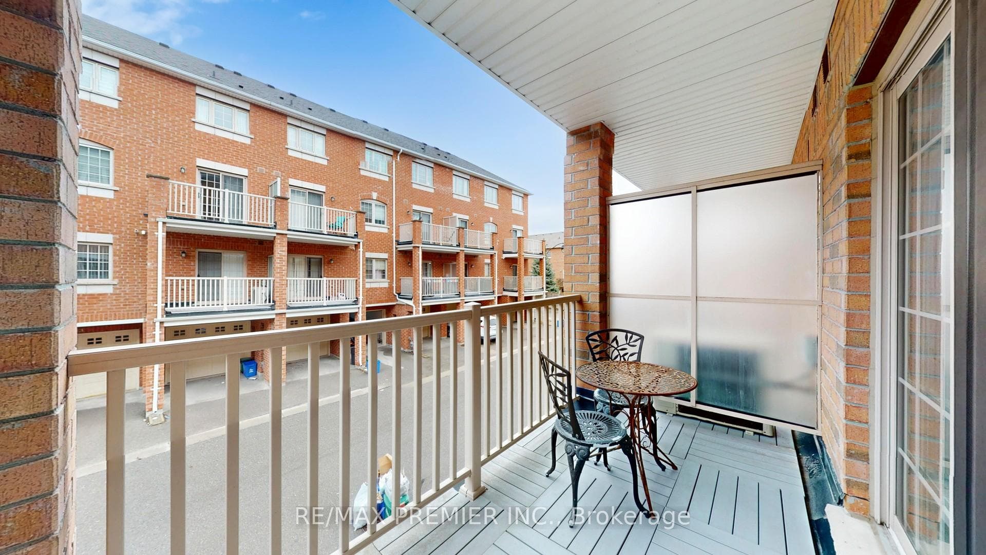 127 Silverwood Avenue Unit 1 photo 28