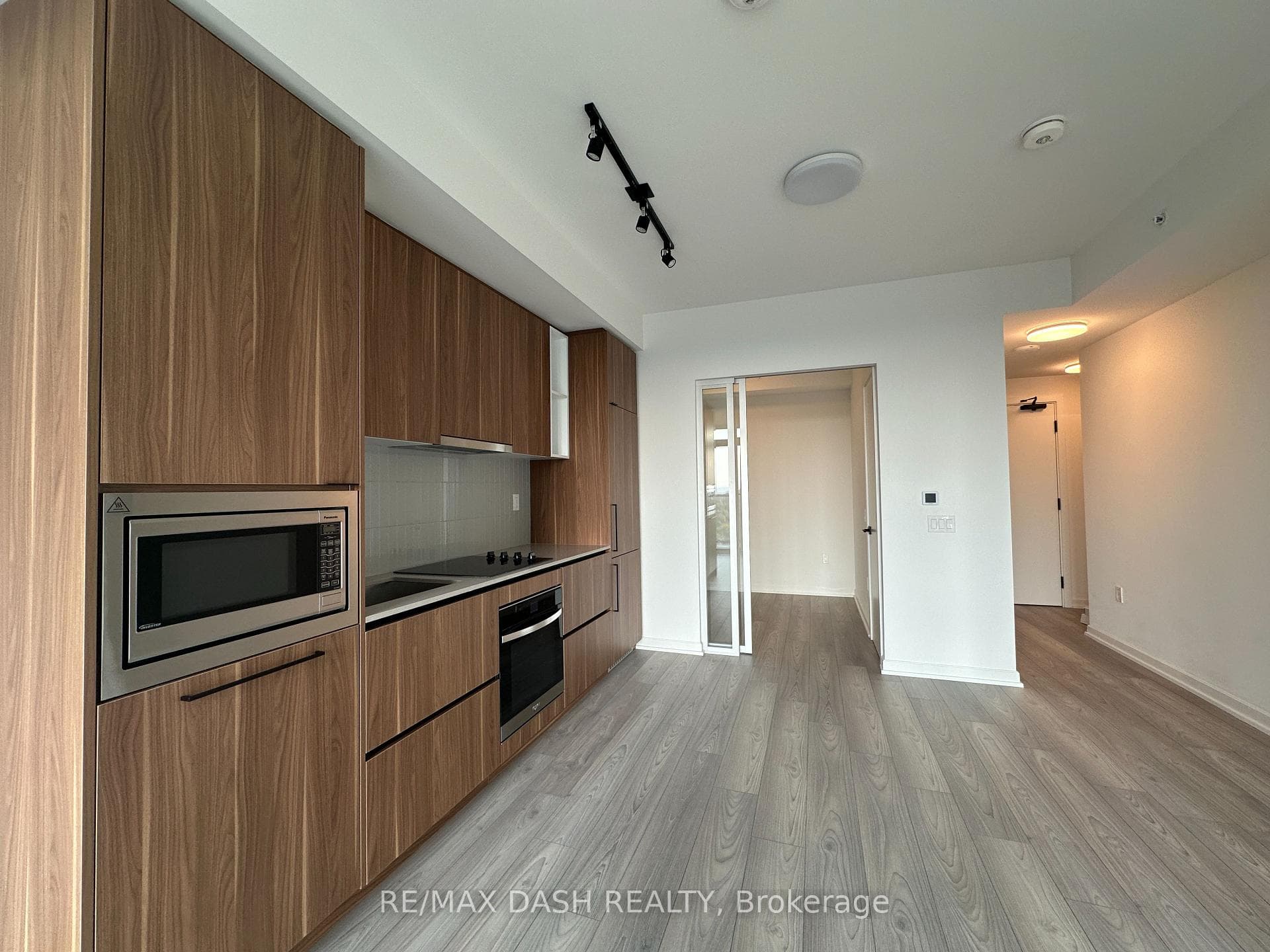 1285 Dupont Street Unit 1902 photo 15