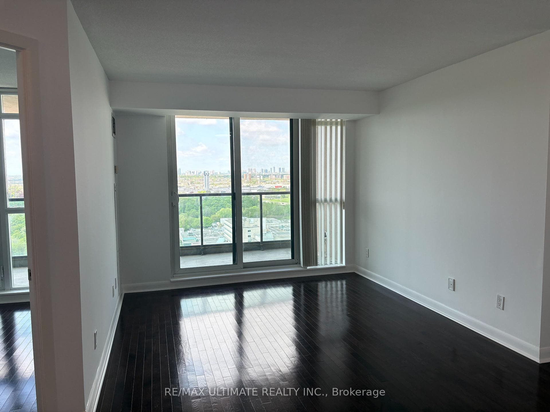 235 Sherway Gardens Road Unit 2106 photo 12
