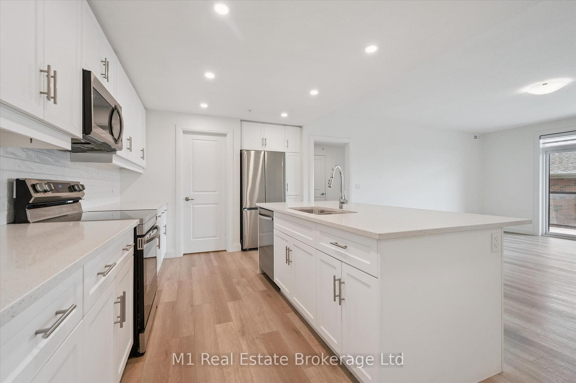 99B Farley Road Unit 205 photo 4
