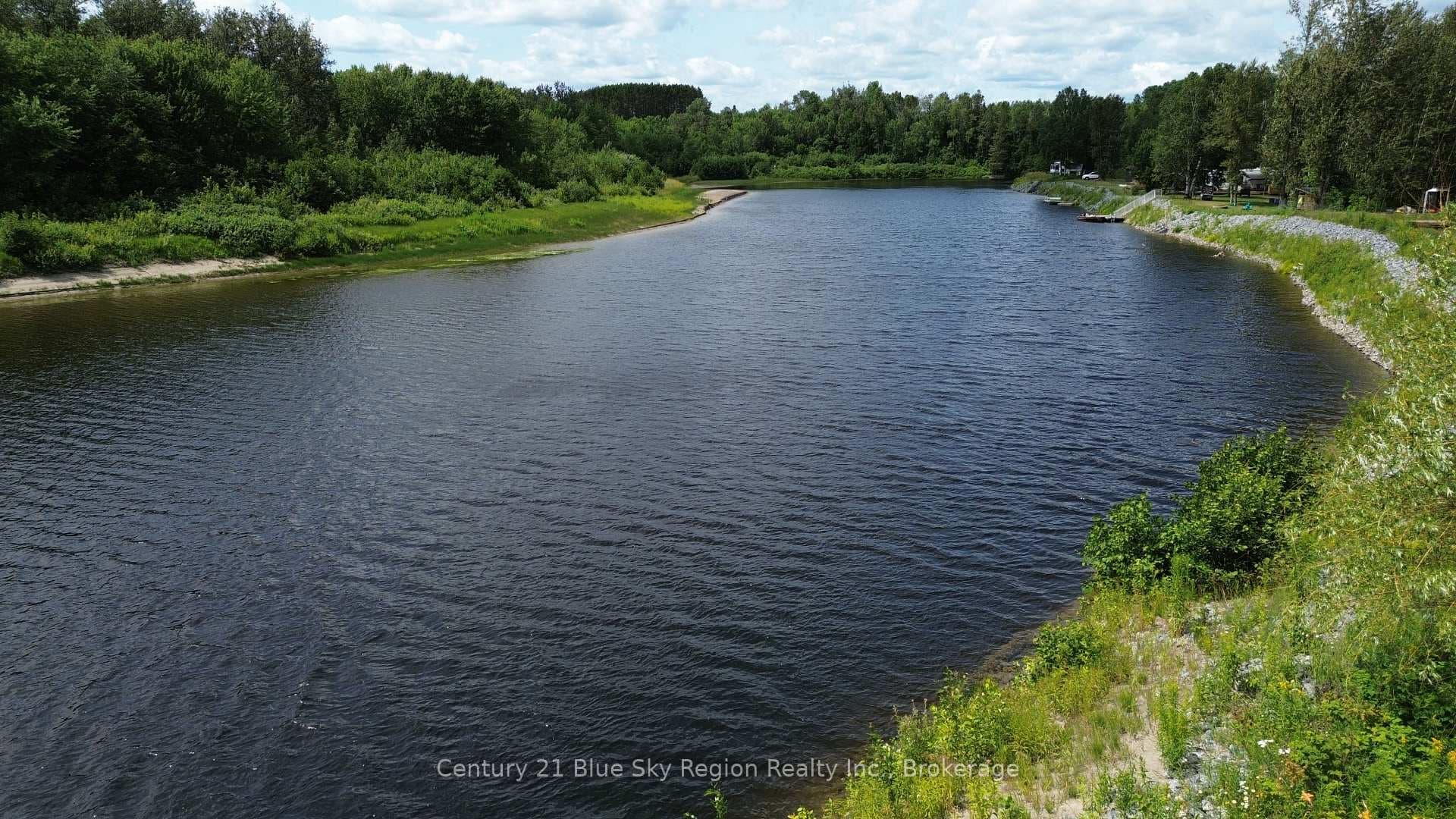 PT LT 1 Highway 575 N/A photo 20