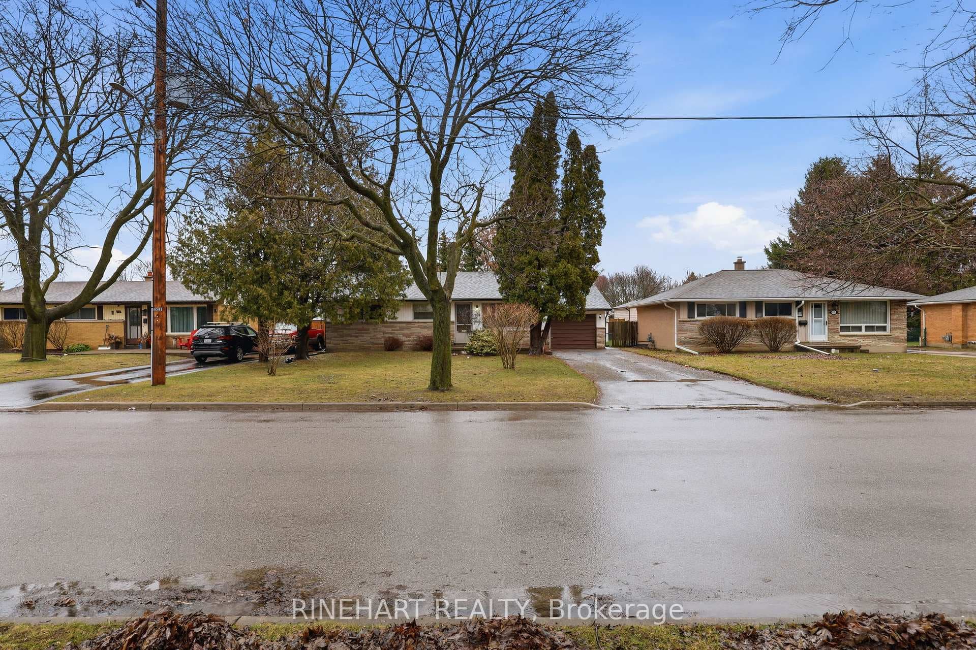 164 Bancroft Road photo 3