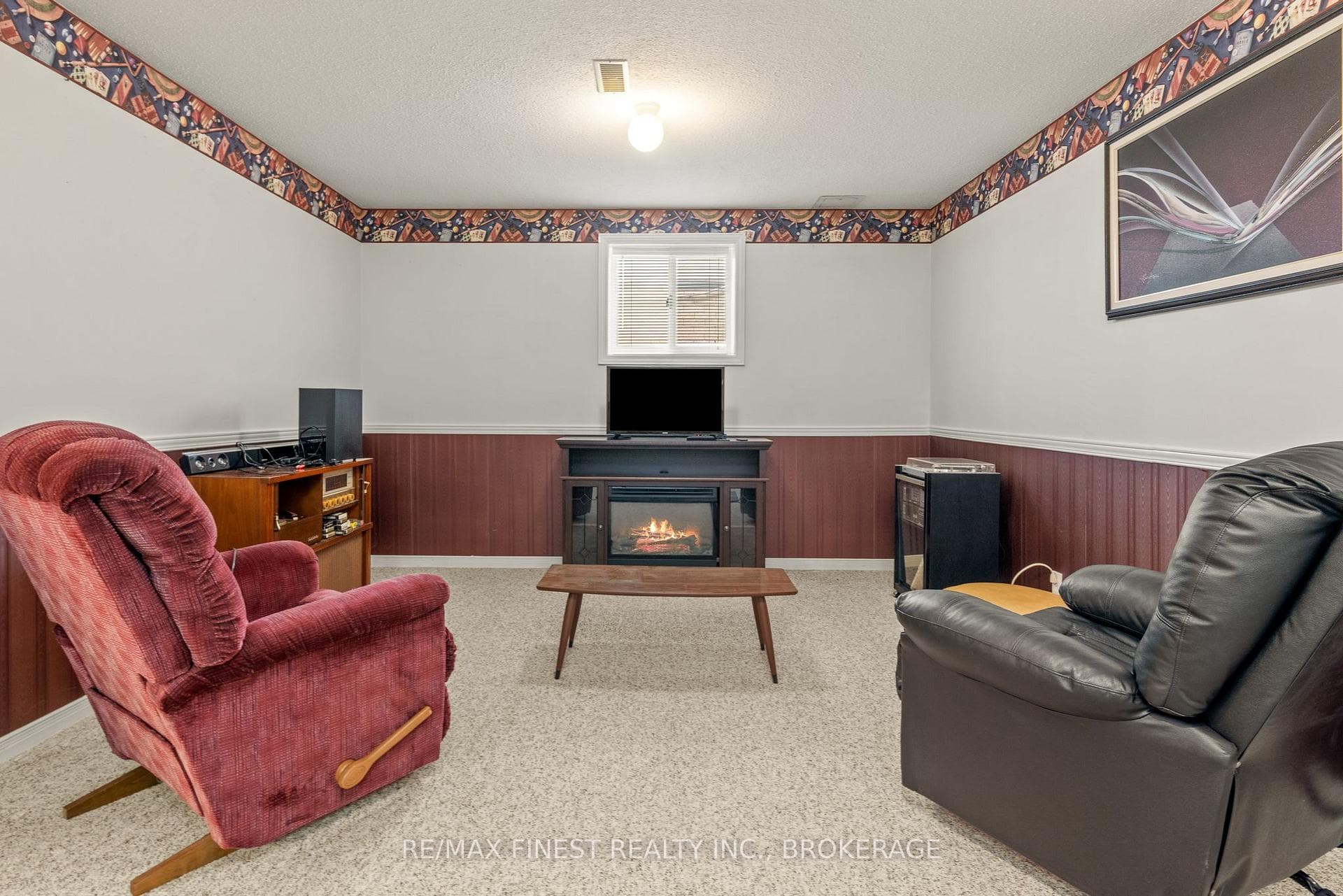 9 FORCHUK Crescent photo 30