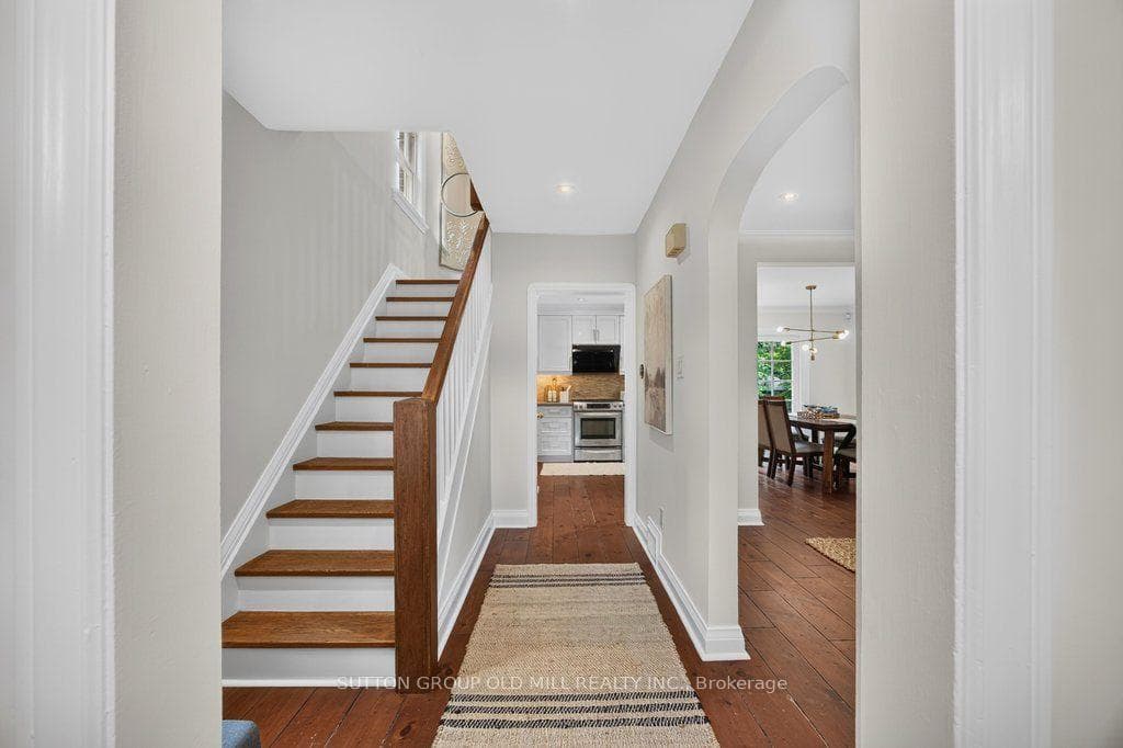 122 Strath Avenue photo 3