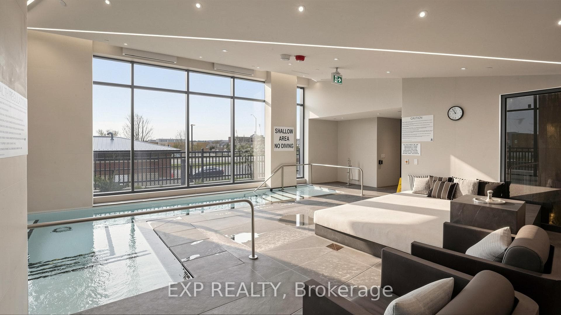 2450 Old Bronte Road Unit 713 photo 20