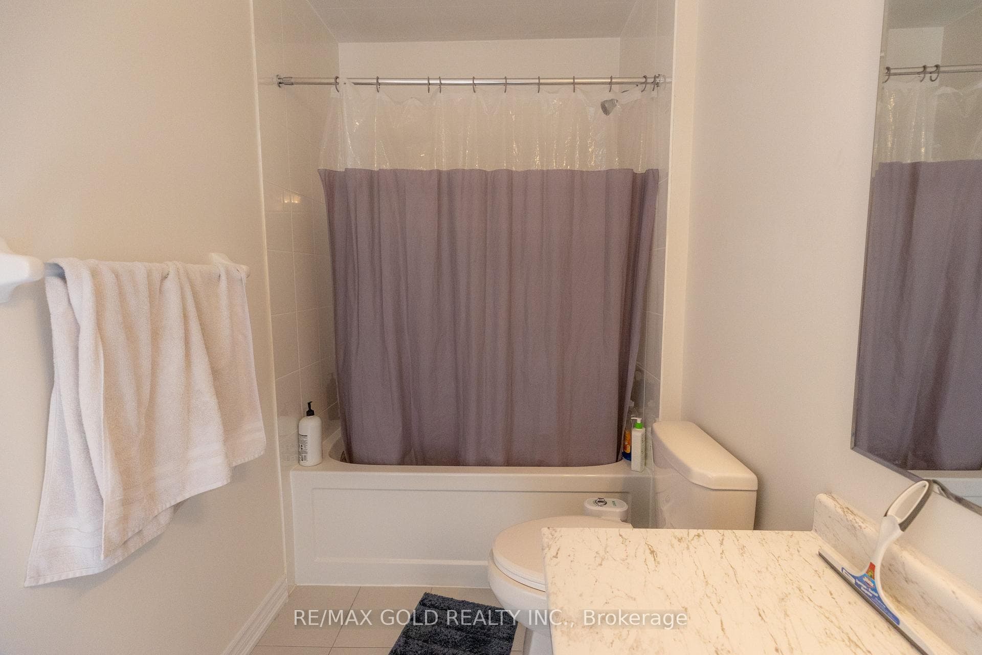 43 Lipscott Drive photo 11
