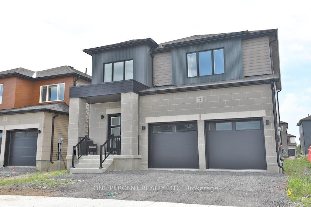 72 Dusenbury Drive photo 2