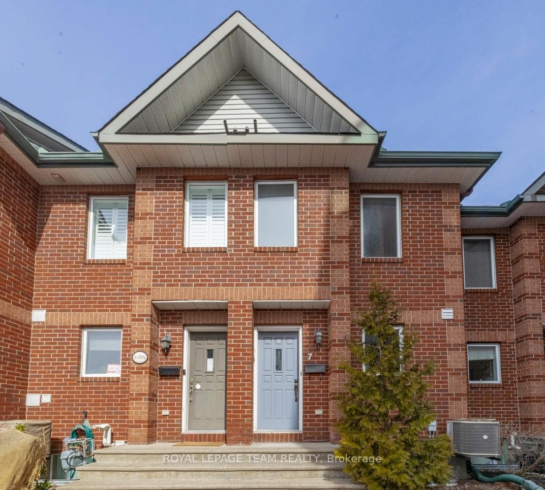 395 BELL Street Unit 7 photo 1