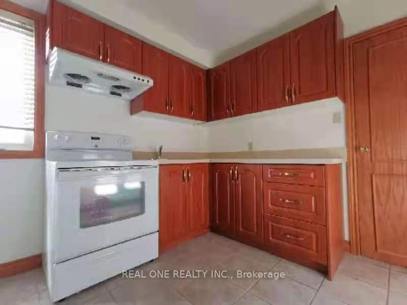 280 Terrace Drive Unit E.Main photo 4