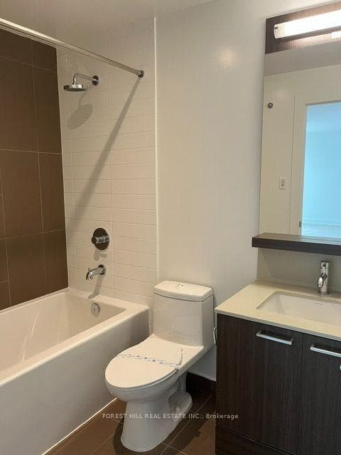 310 Tweedsmuir Avenue Unit 717 photo 16