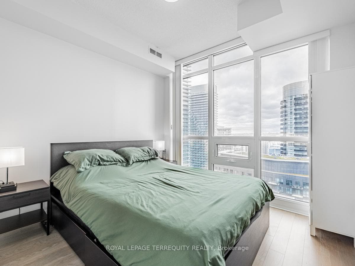 59 Annie Craig Drive Unit 2409 photo 16
