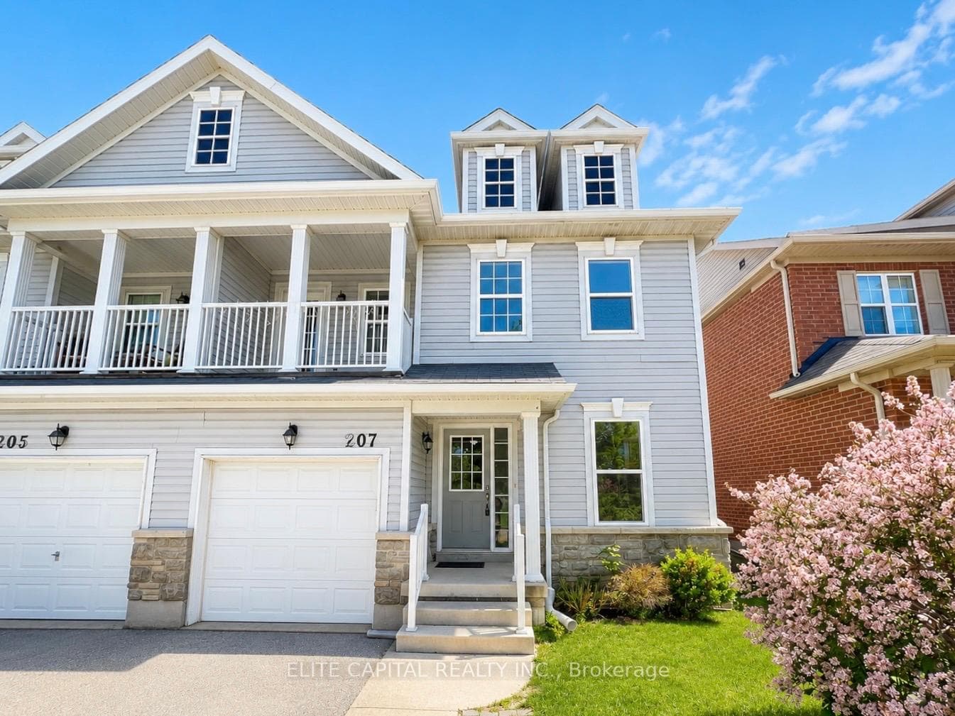 207 Wright Crescent photo 1