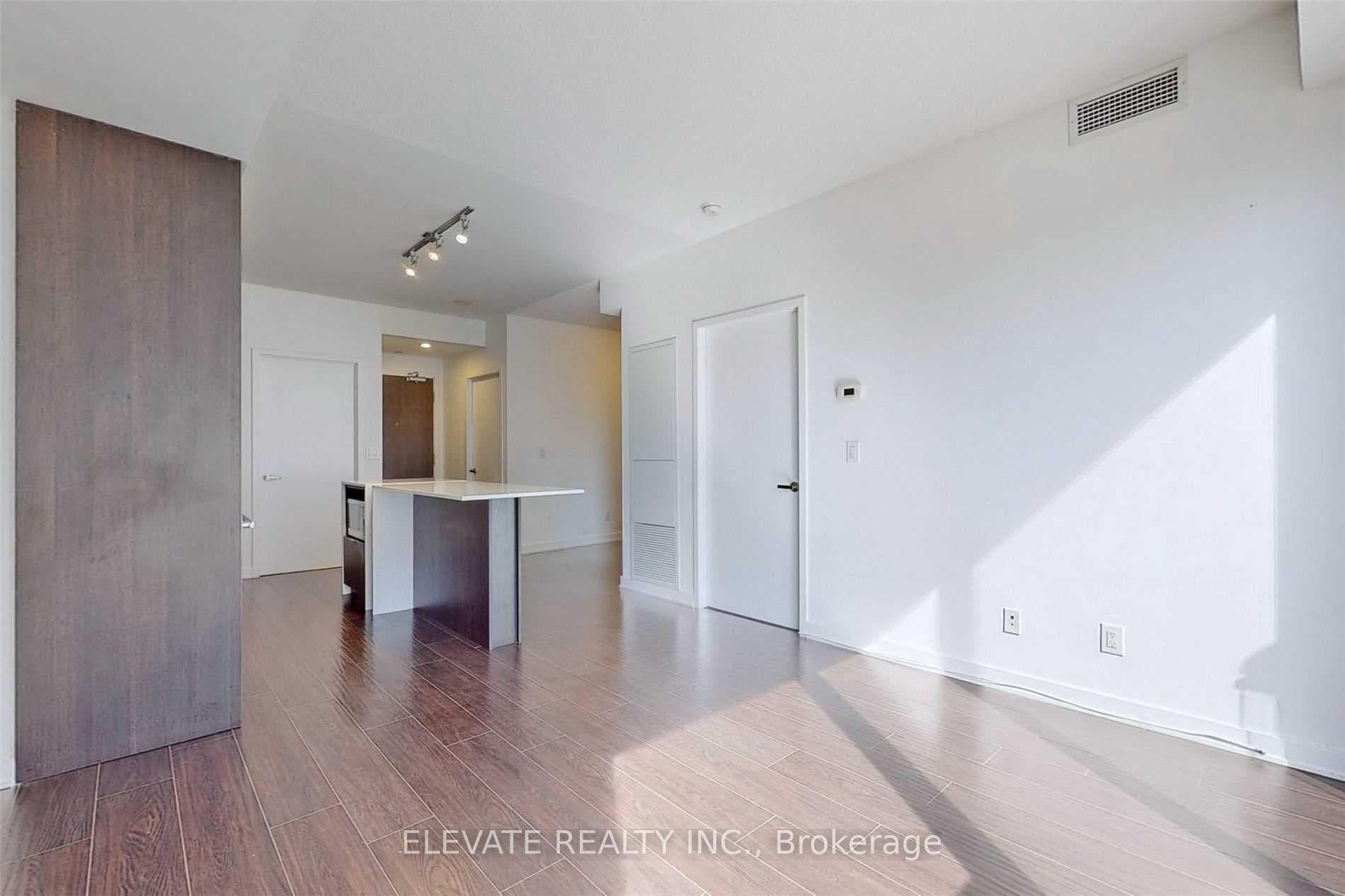 55 Regent Park Boulevard Unit 519 photo 12
