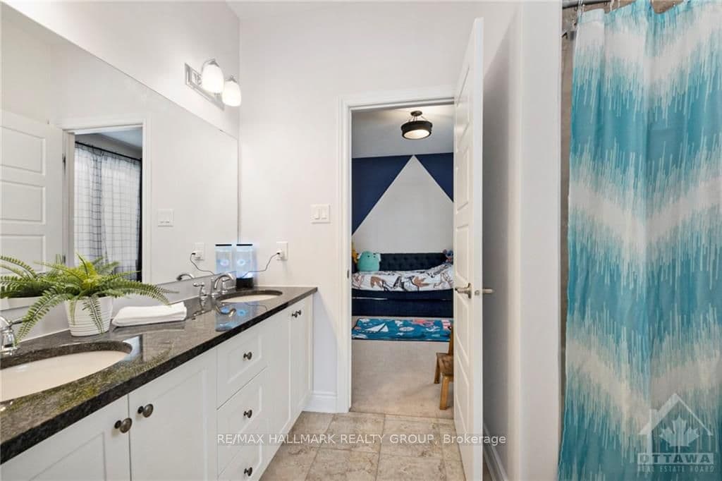 337 EUCALYPTUS Circle photo 23