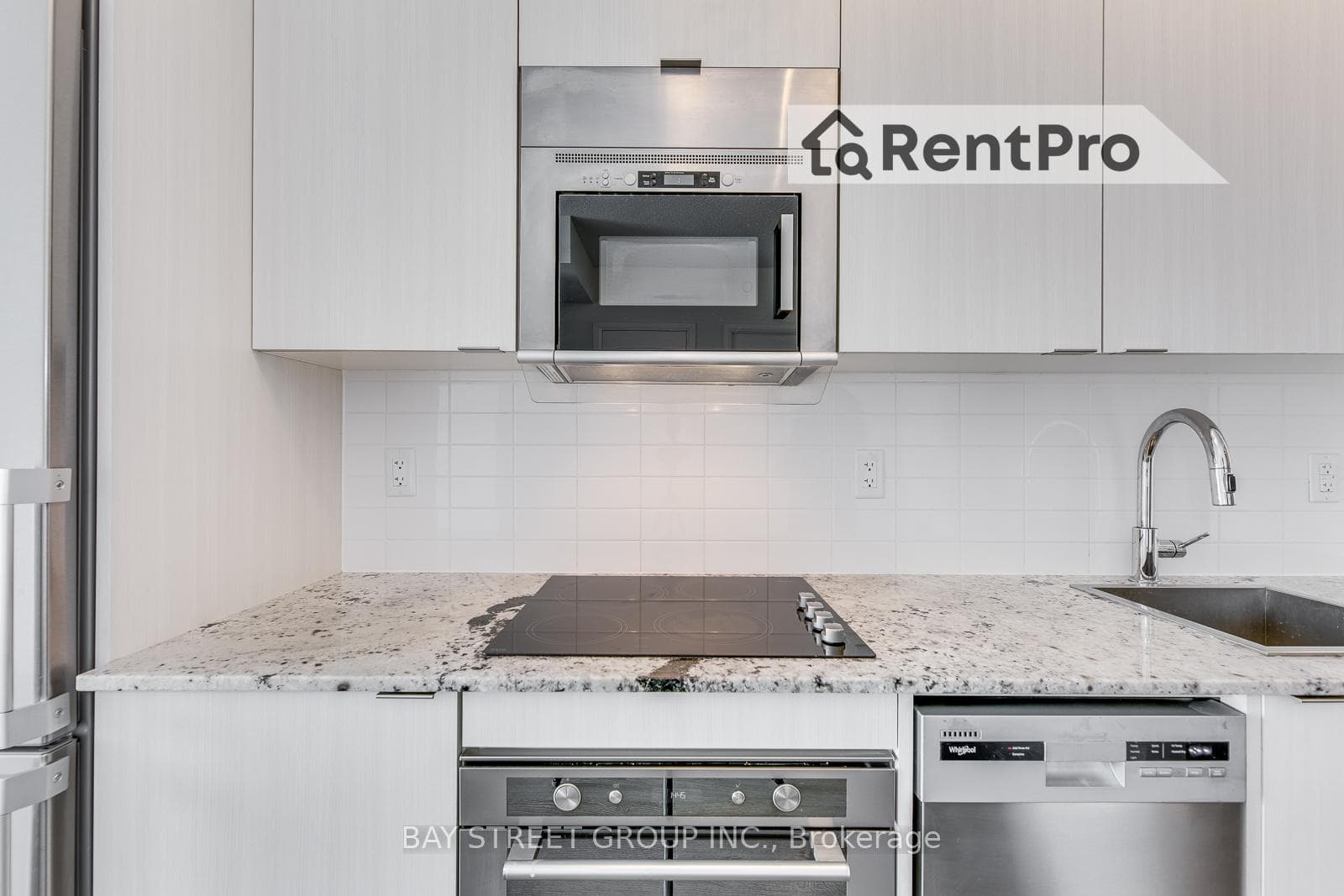 101 Erskine Avenue Unit 2813 photo 15