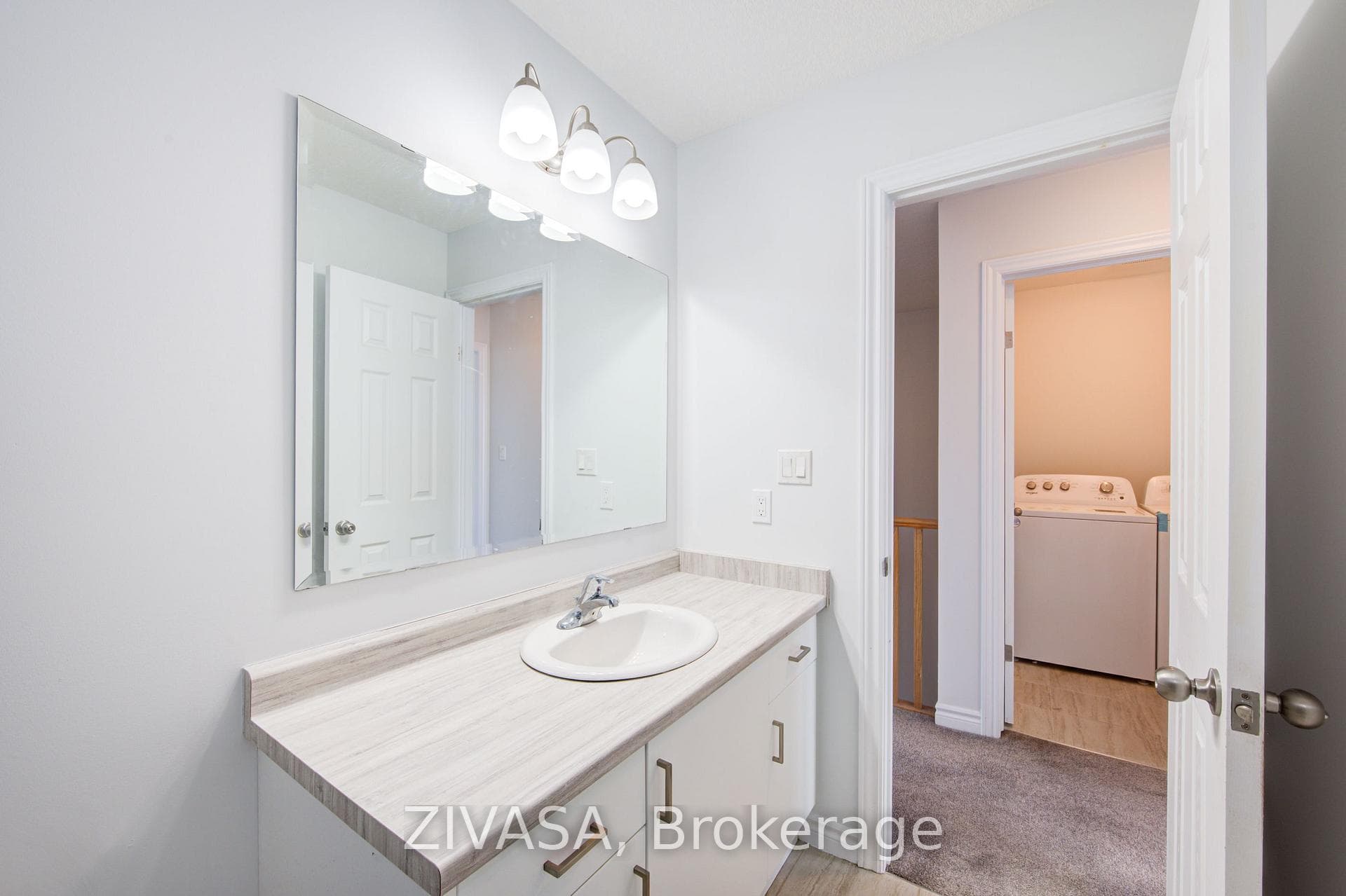 3025 Turner Crescent photo 28