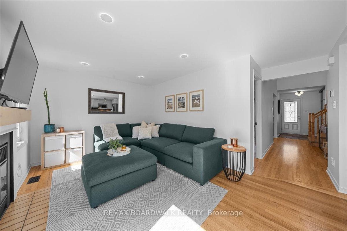 1715 Teakdale Avenue photo 14