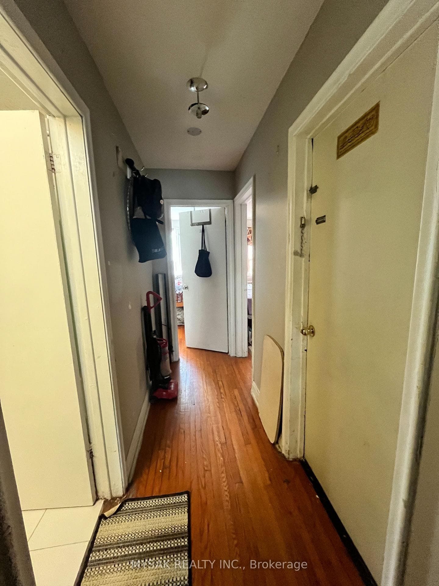179A Cameron Avenue photo 14