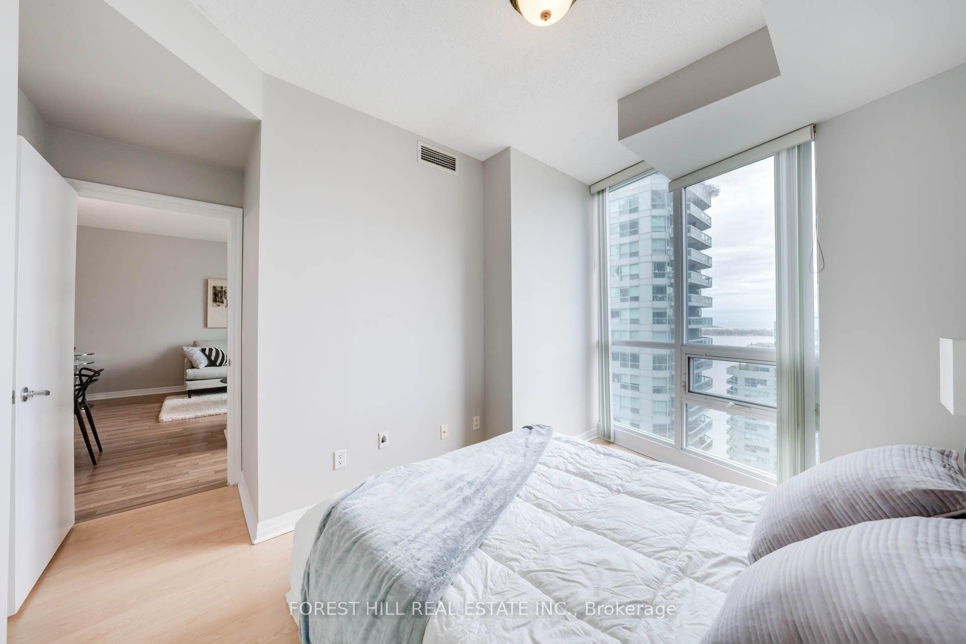 12 Yonge Street Unit 2607 photo 21