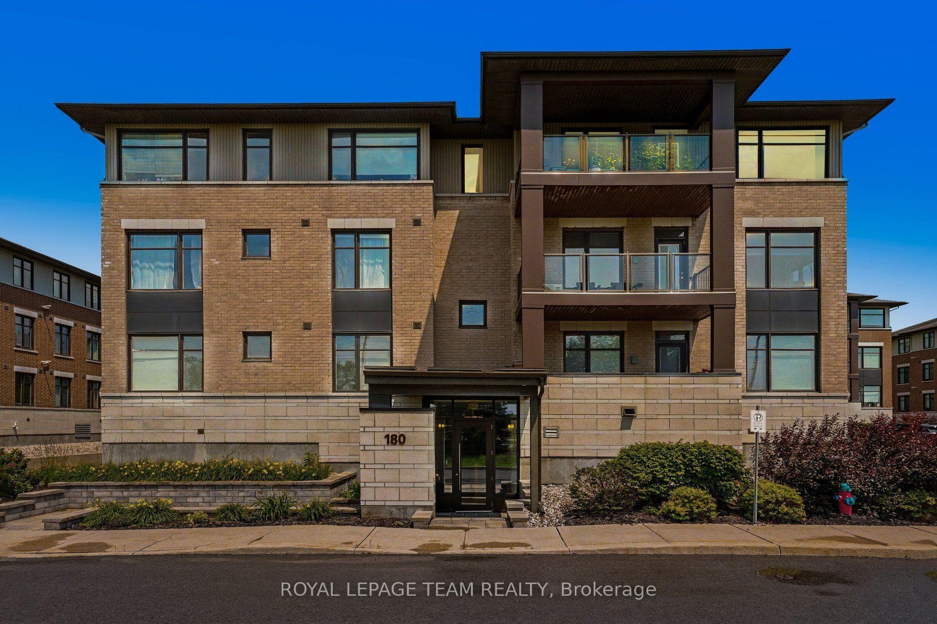 180 Guelph Private Unit 304 photo 1