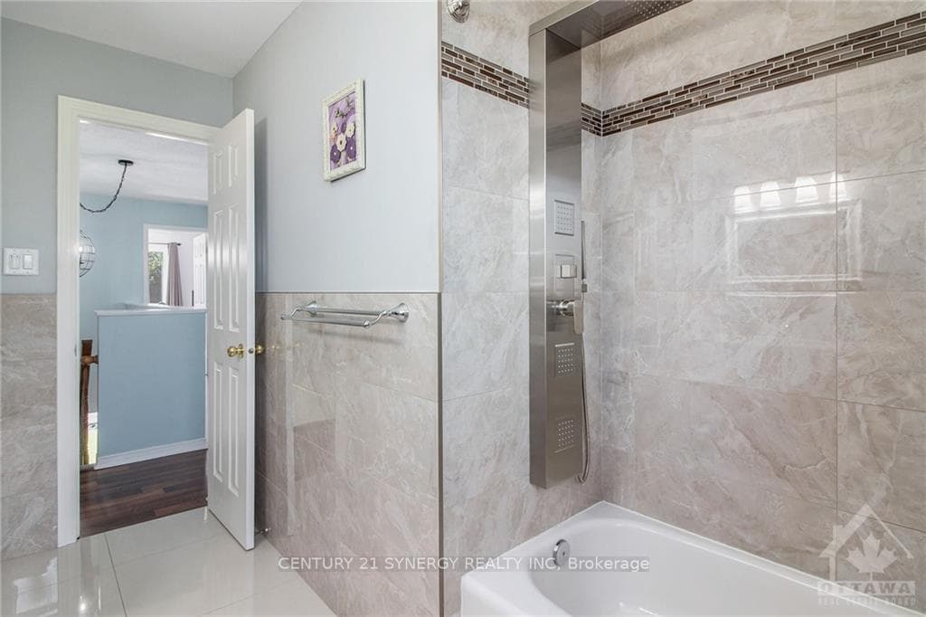 1686 LIBERTY Way photo 19