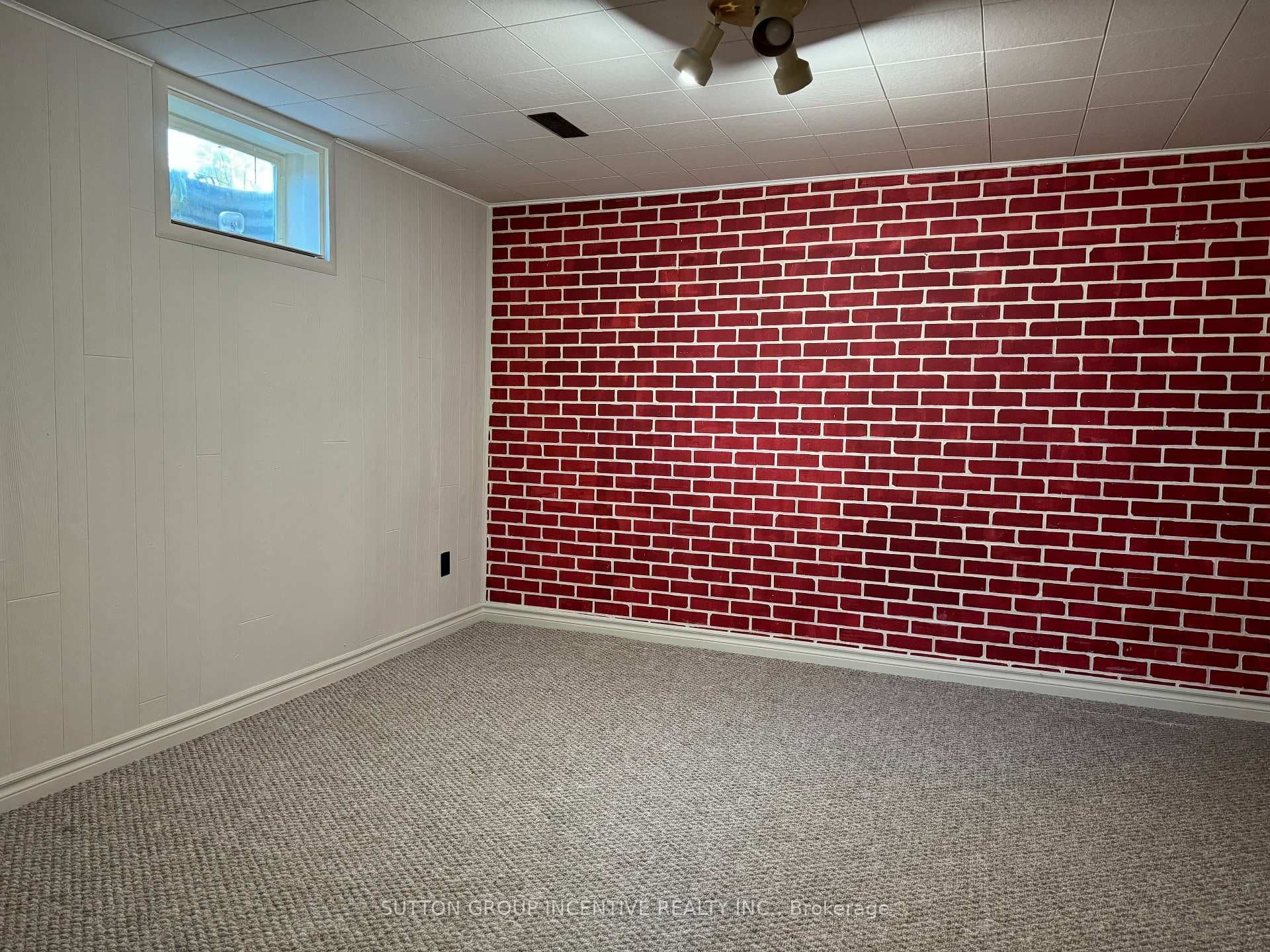 25 Chaucer Crescent photo 21