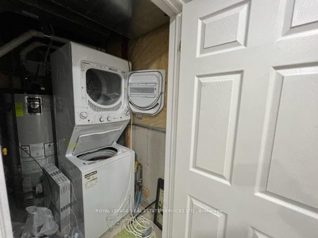 3050 Doyle Street photo 16