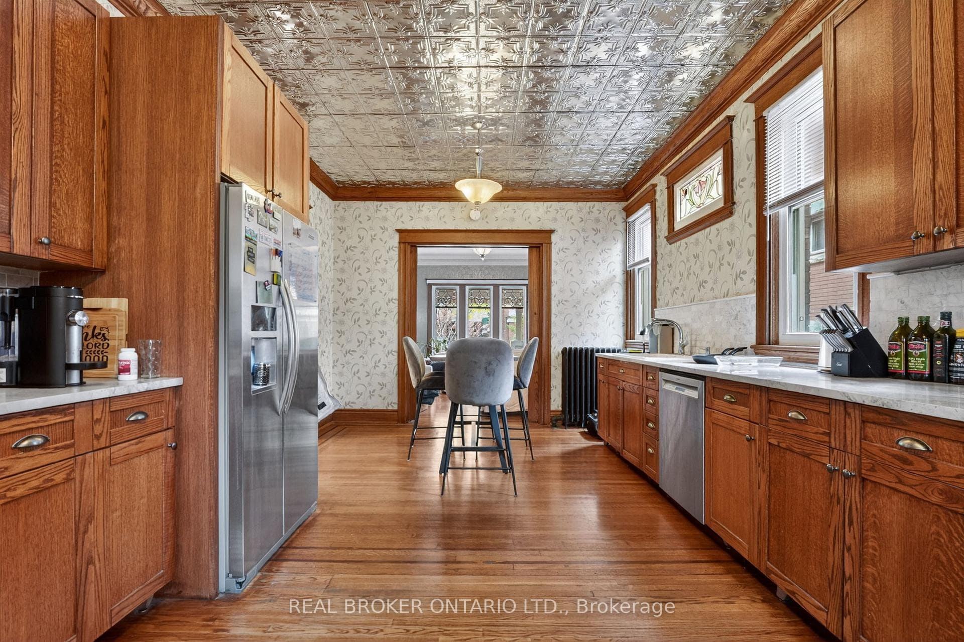 137 Sherman Avenue photo 6
