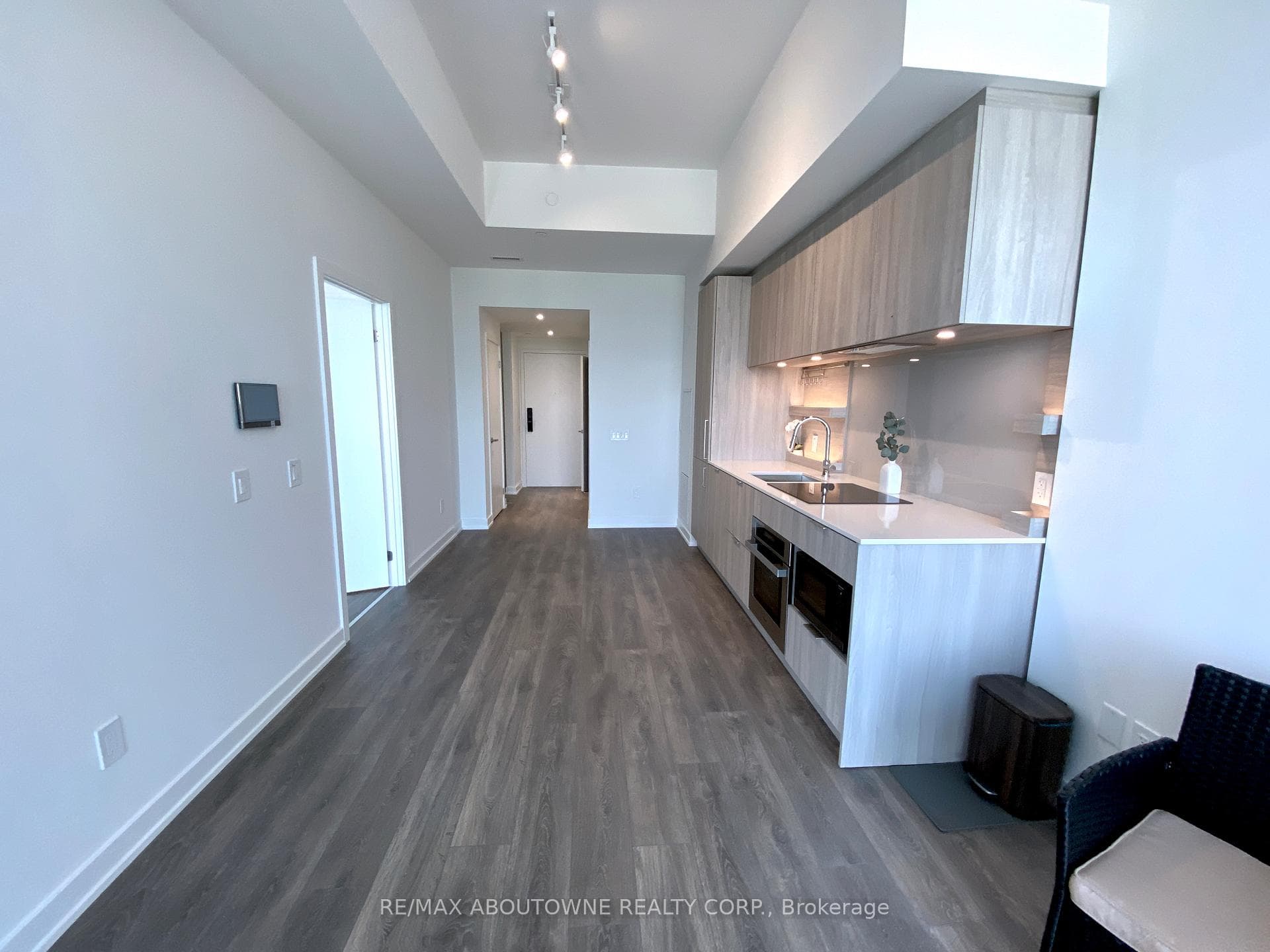 28 Ann Street Unit 805 photo 17