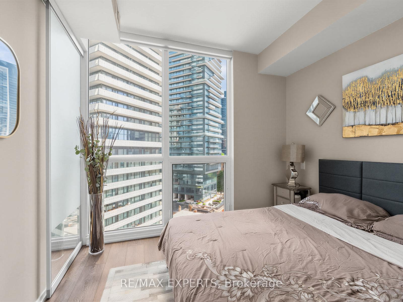 45 Charles Street Unit 1509 photo 19