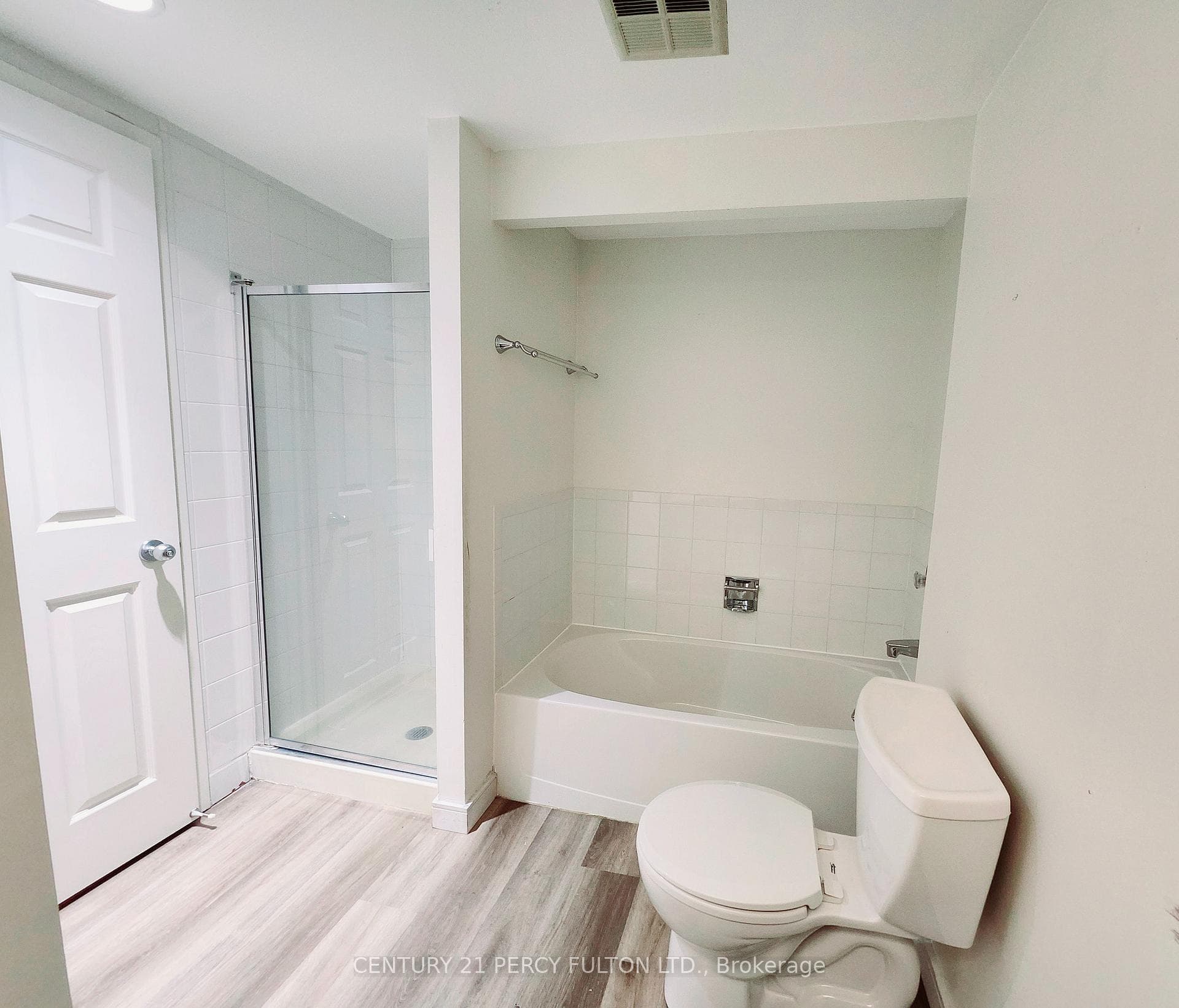 77 Harbour Square Unit 2209 photo 14