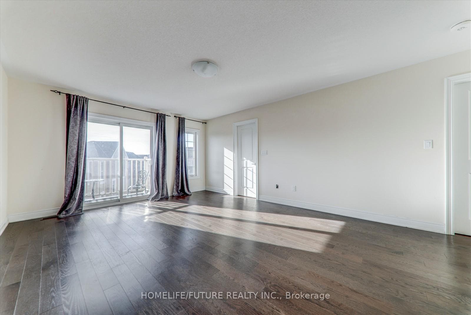 289 Kirkham Drive photo 18