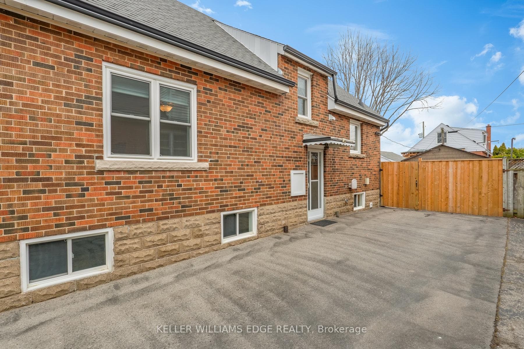 165 Crosthwaite Avenue photo 3