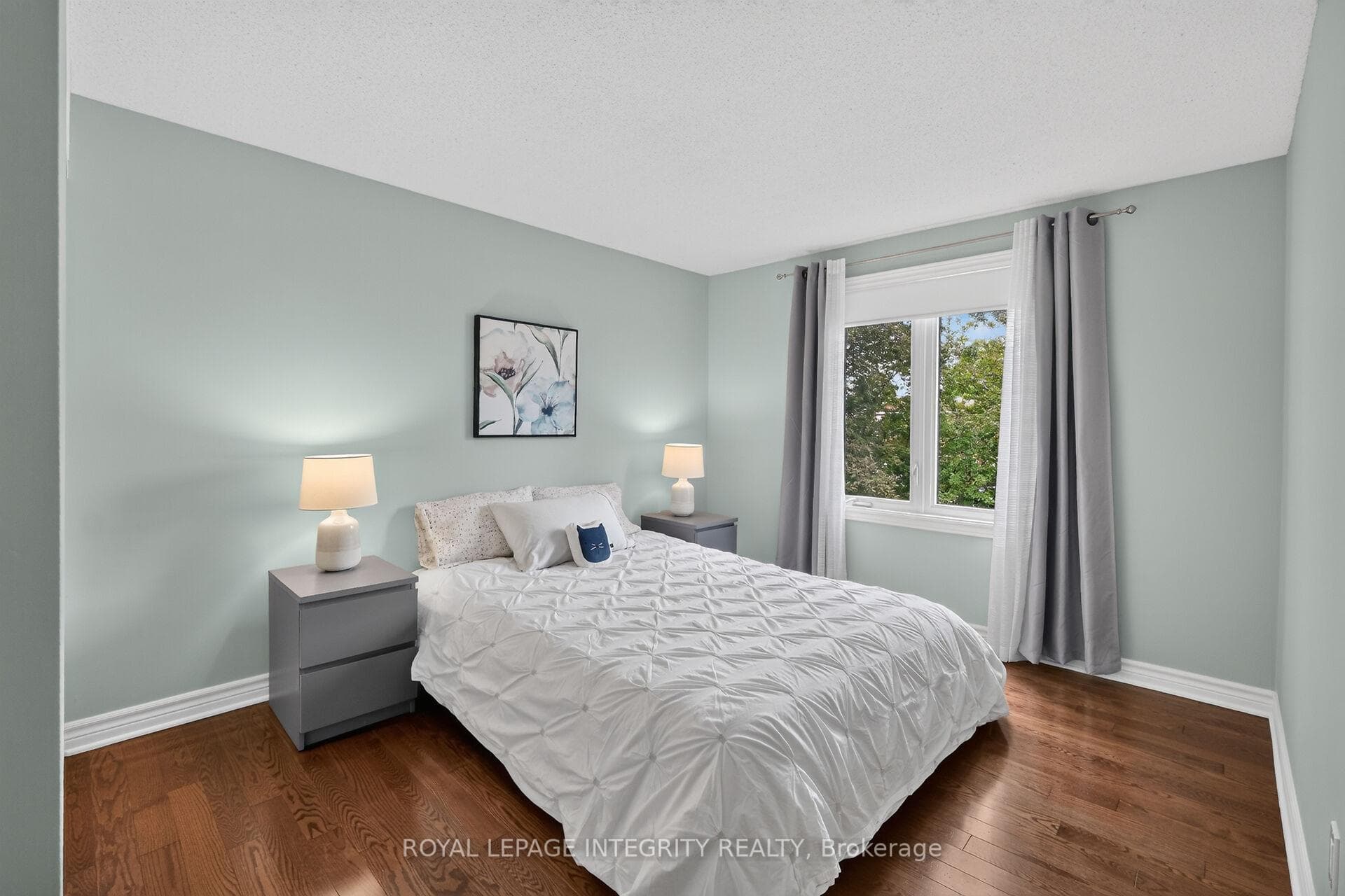Second bedroom