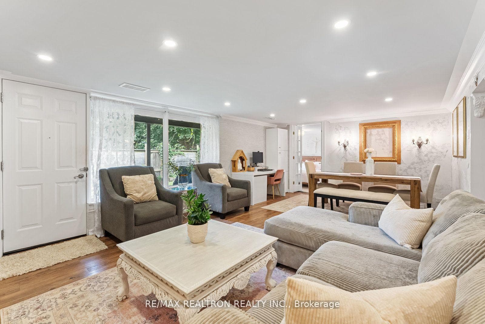 109 Thicketwood Drive photo 23
