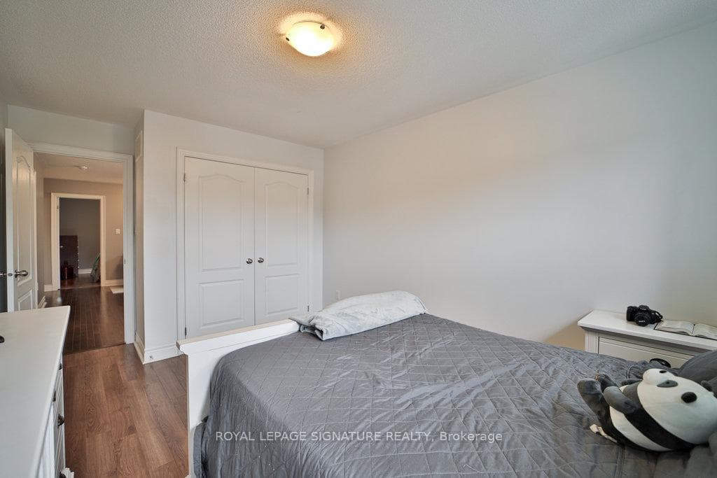 64 Andretti Crescent photo 21
