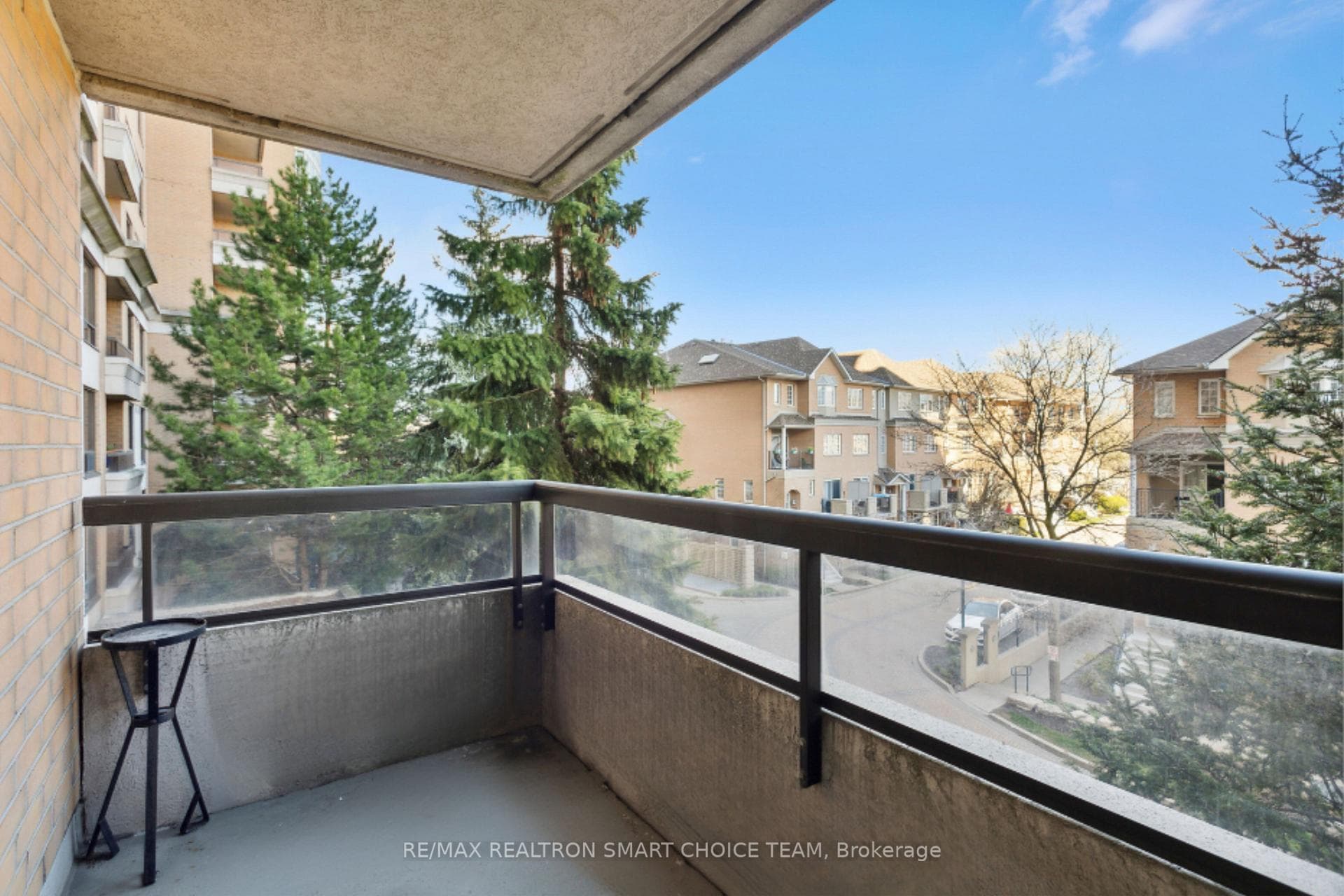 18 Sommerset Way Unit 302 photo 30