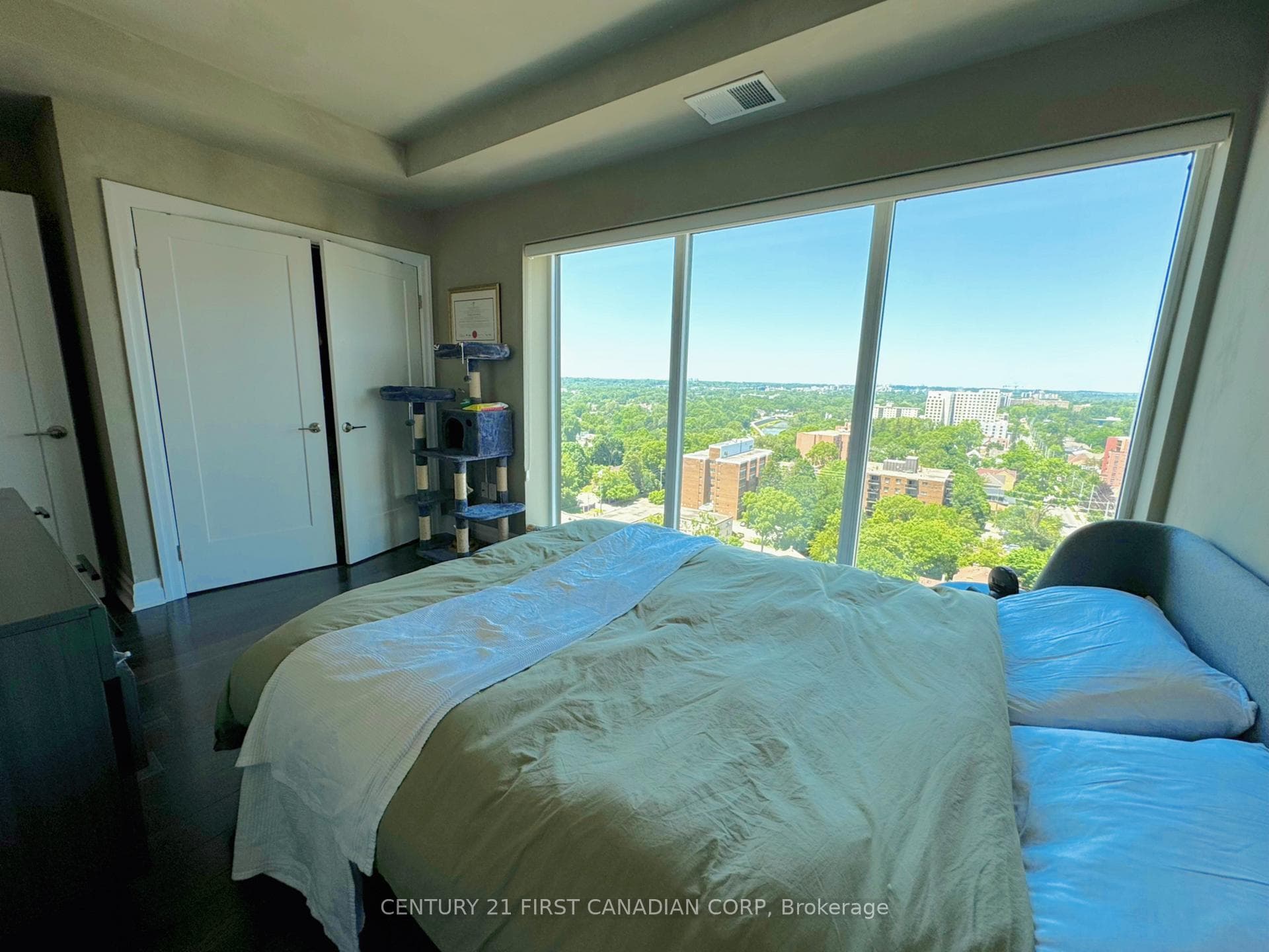 505 Talbot Street Unit 1604 photo 13